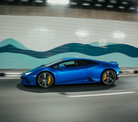 Lamborghini Huracan Evo Coupe photo 3