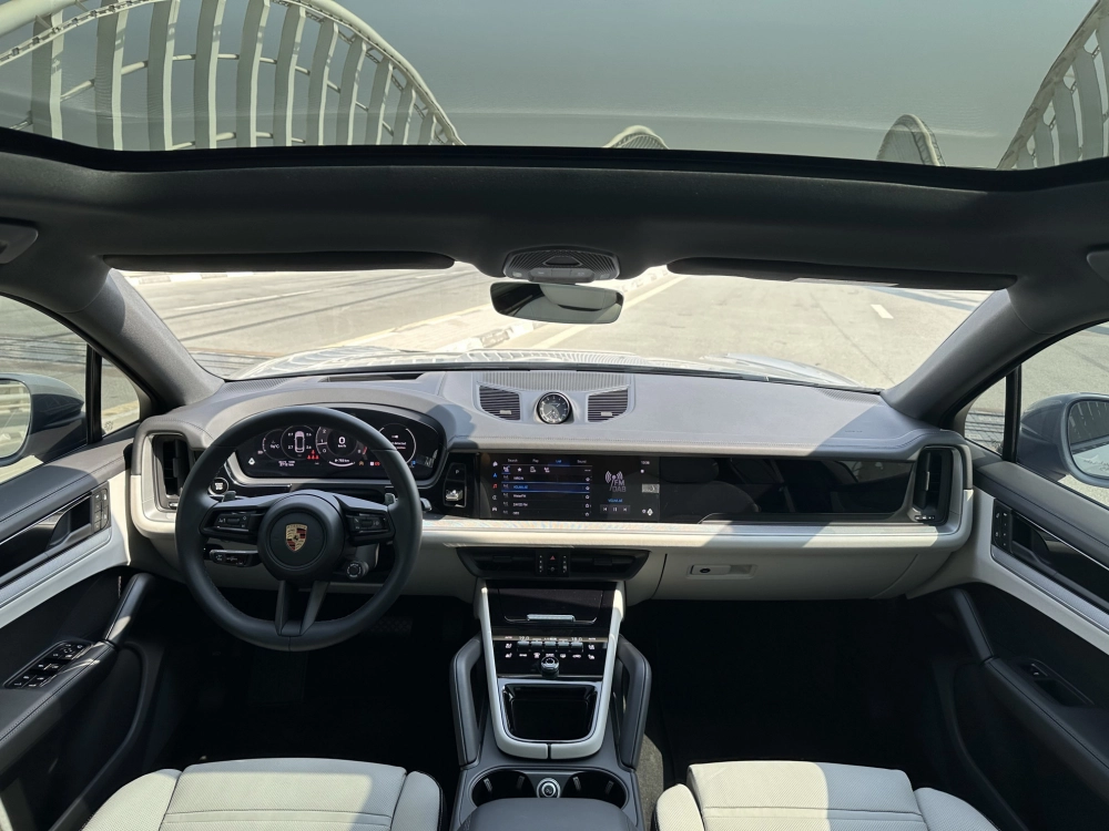 Porsche Cayenne Coupe photo 2
