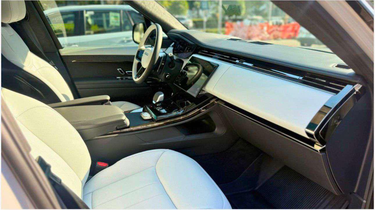 Range Rover Sport Autobiography 2025 photo 8