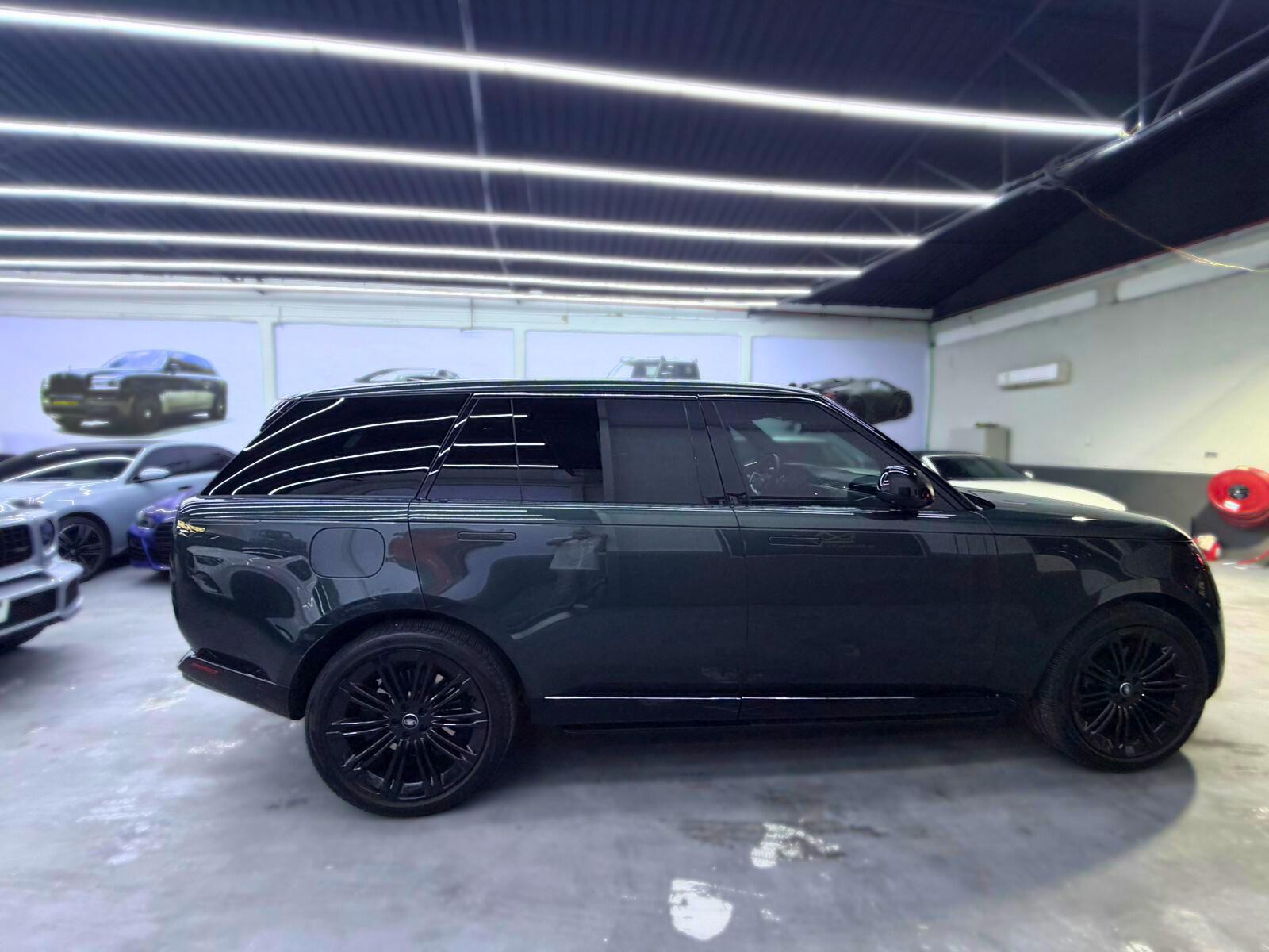 Range Rover Vouge V8 2024 photo 2